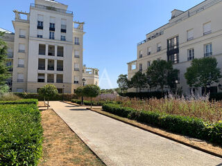  Appartement à louer 4 pièces 81 m²