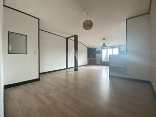  Appartement à louer 2 pièces 63 m²