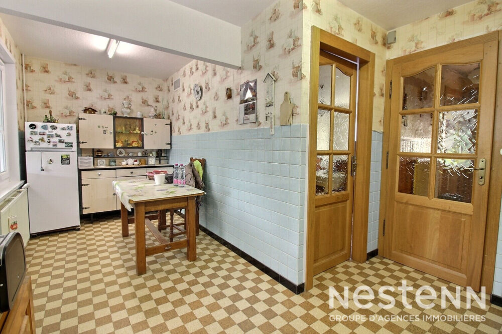 Maison Sequedin 90 m² - trois chambres - une cour - dépendance - véranda - combles aménageables