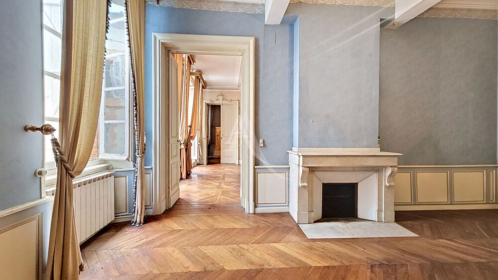 Castelsarrasin ensemble immobilier de caractère.