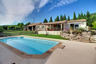 Vente Maison A VENDRE ! Maison à SALERNES de plain-pied avec dépendance piscine et 4 garages sur 2 945 m² de terrain Salernes