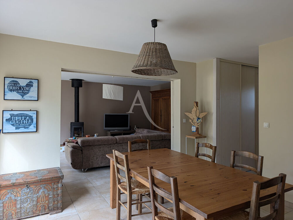 Maison Montracol 4 pièce(s) 141.11 m2
