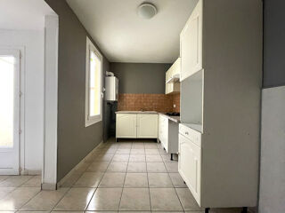  Maison à louer 4 pièces 66 m²