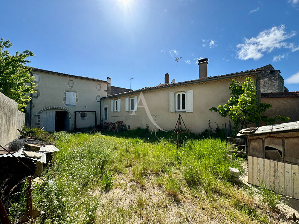 Belle propriété en Pierres - 250 m2 + dépendances