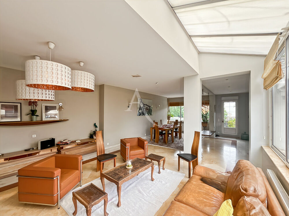 Maison Les Mureaux 7 pièce(s) 313 m2