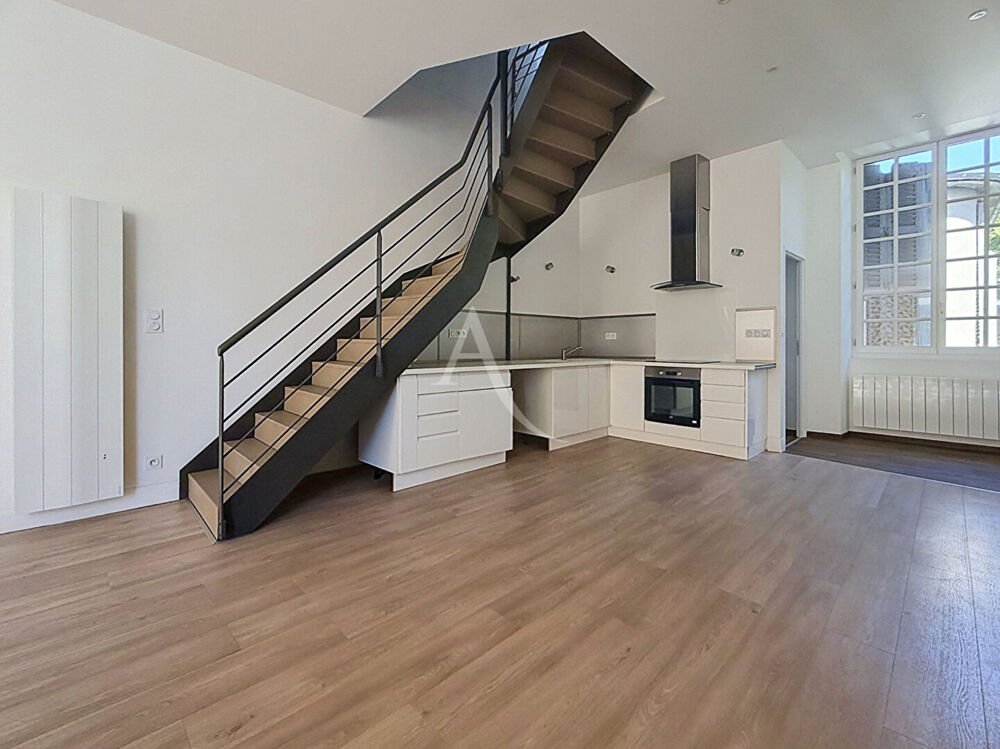 Vente Appartement Place Royale appartement duplex Pau 6 pièce(s) Pau