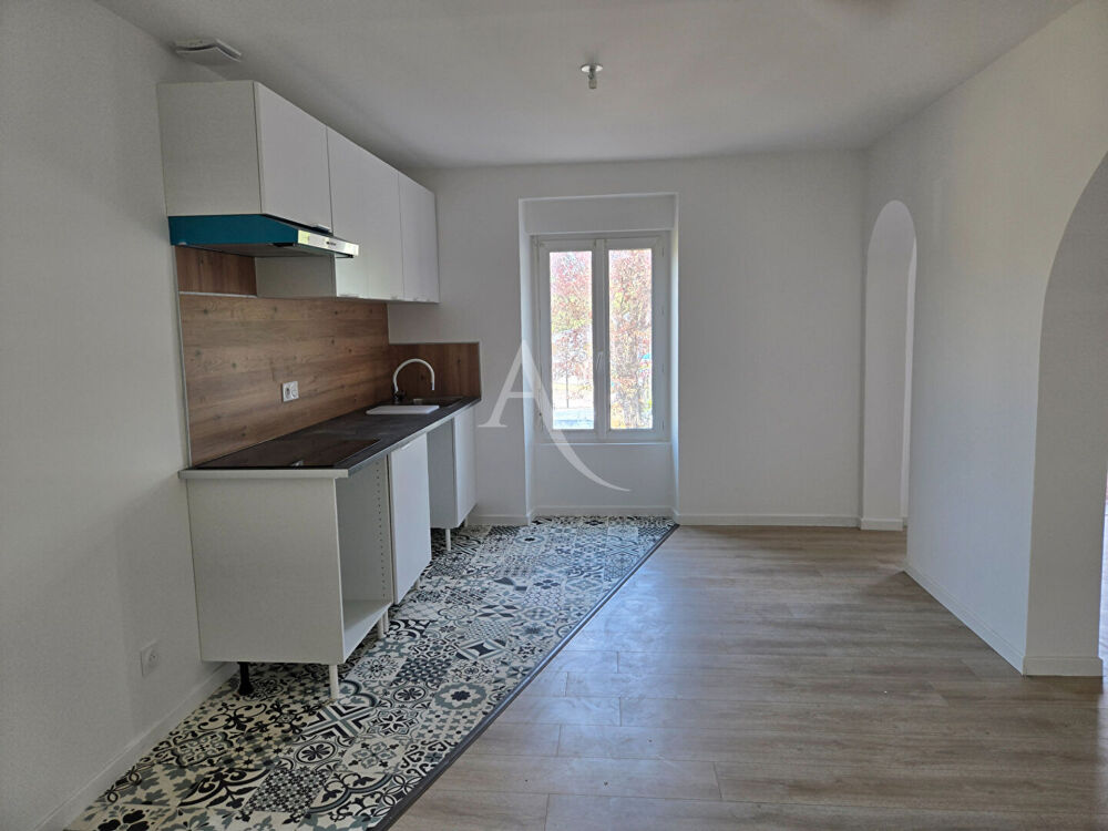 Location Appartement Appartement Carmaux  T5 de 80 m² Carmaux