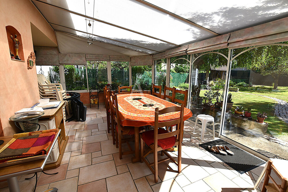 Vente Maison à vendre à Combs-la-Ville Maison 6 pièces  - Réf 8977 Combs la ville