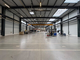   Entrepôt / local industriel à Saint Etienne Du Rouvray de 3 240 m2 Saint etienne du rouvray