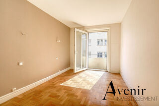  Appartement à vendre 4 pièces 77 m²