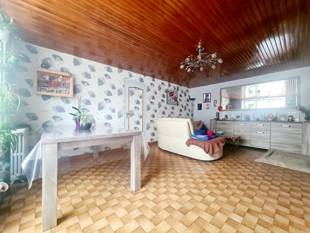 Vente Maison Maison familiale à Poulangy  volumes et dépendances Foulain