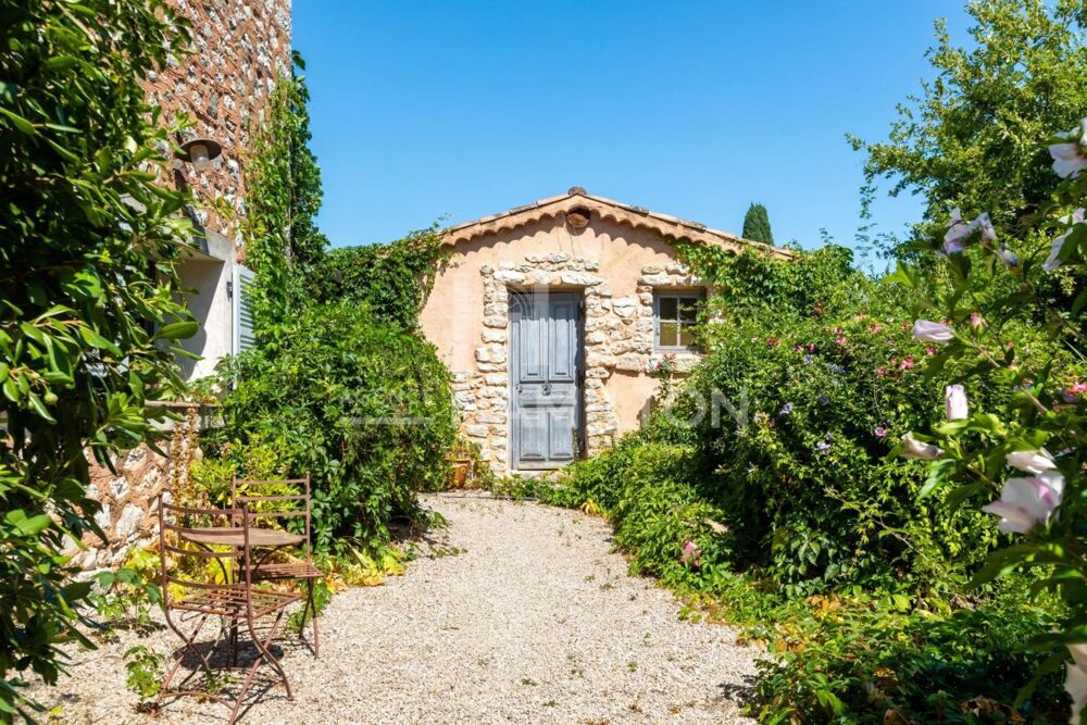 à vendre  Maison Roquefort-les-Pins (06330)