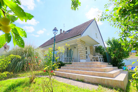   Maison Morainvilliers 6 pi�ce(s) 141 m2 Maison - 6 pi�ce(s) - 142 m�