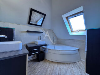  Appartement  vendre 4 pices 