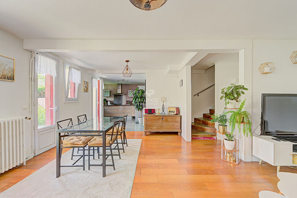 Vente Maison Maison Saint Germain En Laye 5 pièce(s) 124.42 m2 Saint germain en laye