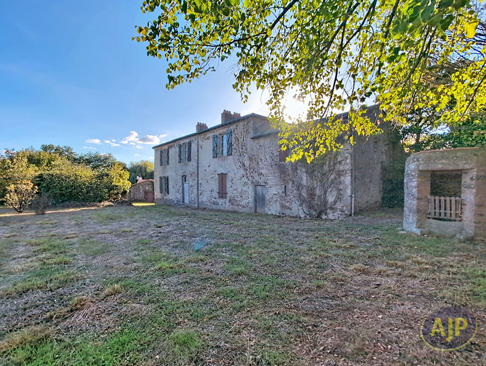 Vente Maison Maison Montréverd 8 pièces 220 m² Montreverd