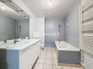  Appartement à louer 2 pièces 50 m²