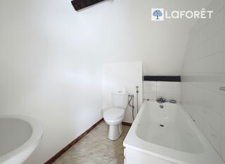  Appartement à louer 2 pièces 39 m²