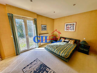  Maison à vendre 11 pièces 282 m²