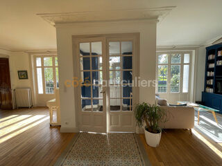  Maison  vendre 8 pices 280 m