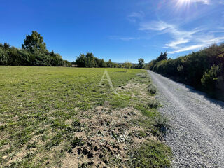  Terrain à vendre 692 m²