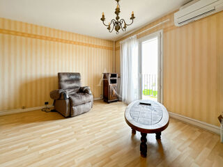  Appartement  vendre 4 pices 81 m