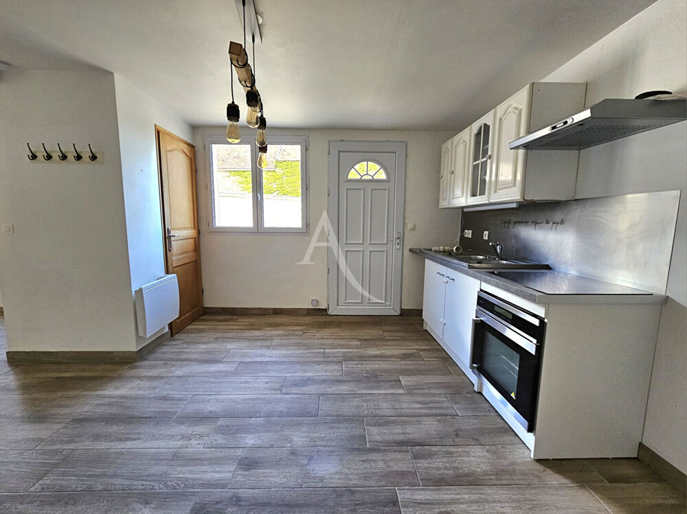 Vente Maison Maison de ville 3P , cour privée 2 chambres dont une en RDC Angervilliers