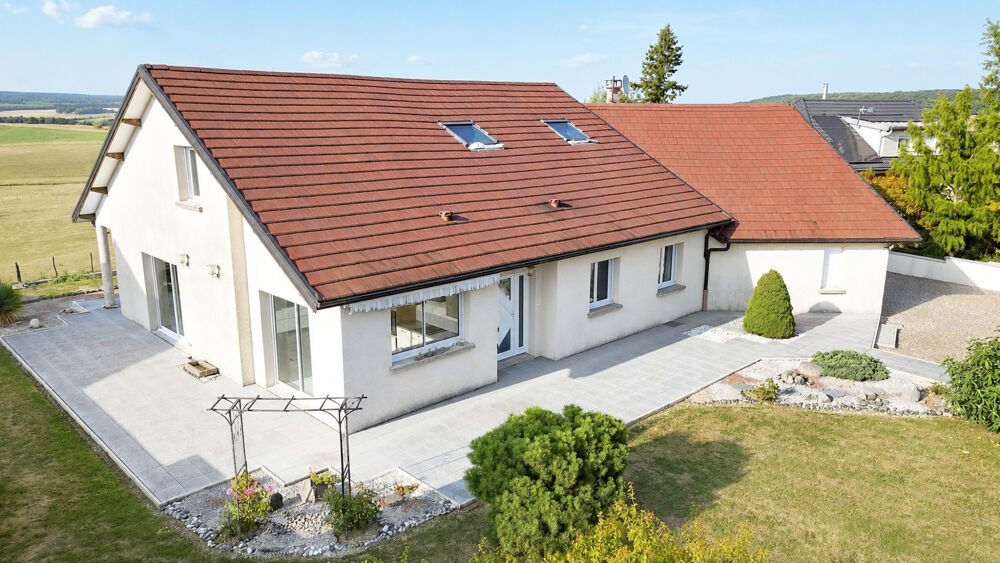 Maison 7 pièces 240 m² · à Pusy Et Epenoux · 240 m² · 315 000 €