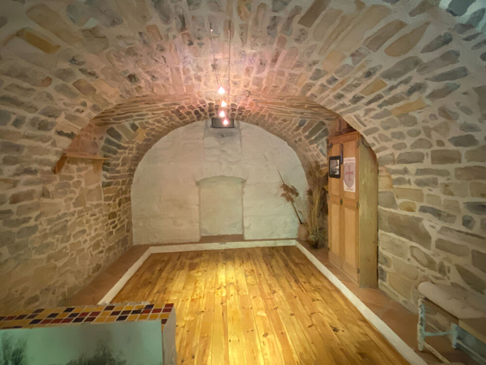 Superbe T3 en duplex avec terrasse privée et jardin commun à Millau