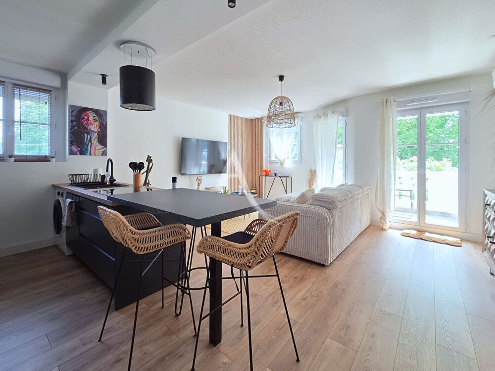 Vente Appartement PAU-TRESPOEY Appartement T2 rénové avec balcon, parking Pau