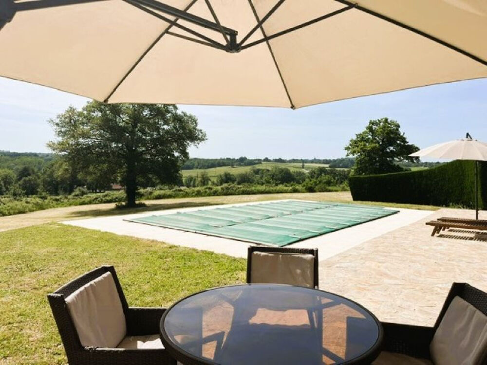 Vente Maison Villa  3 chambres sur un grand parc avec vue, endroit calme Vayres