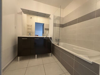  Appartement  vendre 3 pices 1 m