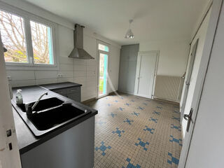  Maison à louer 5 pièces 85 m²