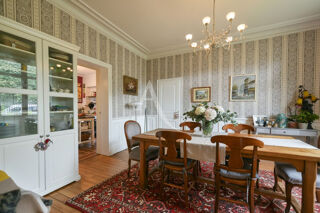  Maison à vendre 8 pièces 165 m²