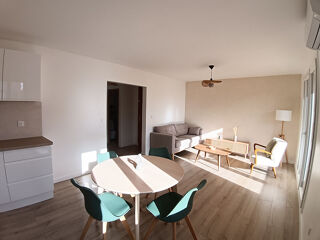  Appartement à louer 2 pièces 