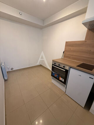  Appartement à louer 1 pièce 21 m²