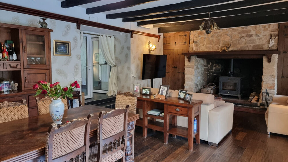 Vente Maison MORBIHAN, Proche Baud, Longère de 3 chambres et deux maisons d'une chambre, piscine hors sol chauffée Saint barthelemy