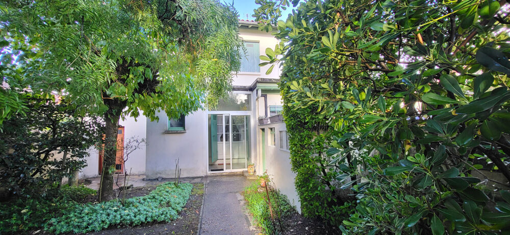 Vente Maison BORDEAUX CAUDERAN Secteur Mondésir Maison  4 pièce(s) 99 m2 garage, stationnement et jardin Bordeaux