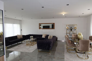  Villa à vendre 5 pièces 145 m²