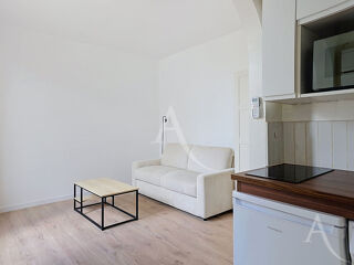  Appartement à louer 1 pièce 17 m²