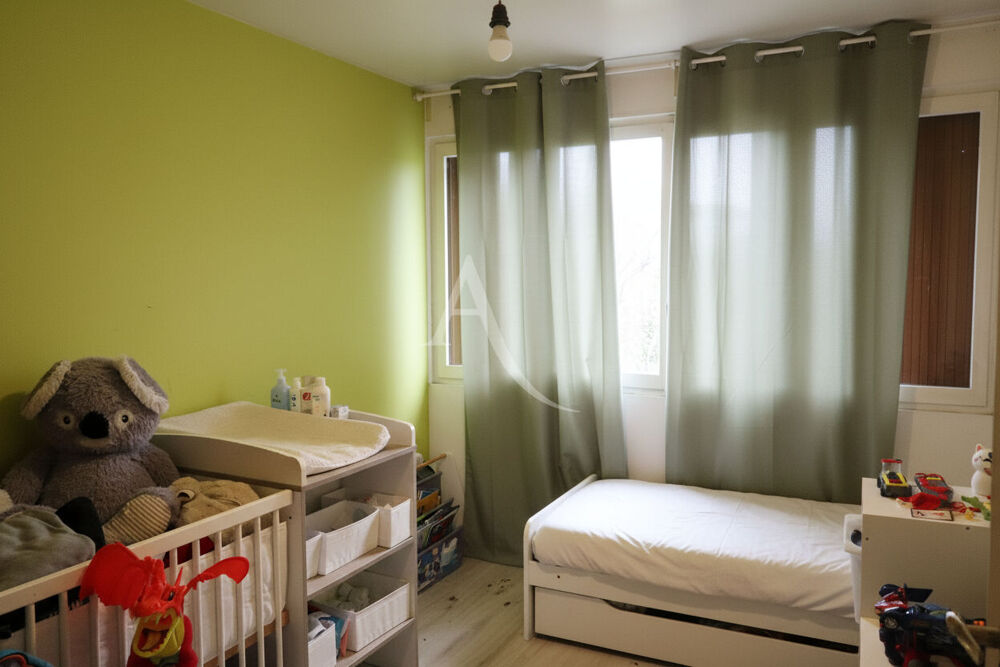 Appartement Neuilly Sur Marne 4 pièce(s)