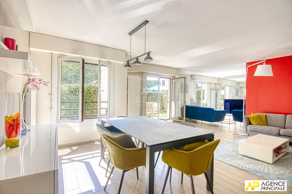 Vente Appartement Versailles Clagny Appartement 5 pièces 117.05 m² carrez en rez-de-jardin avec terrasse privative, cave et parking Versailles