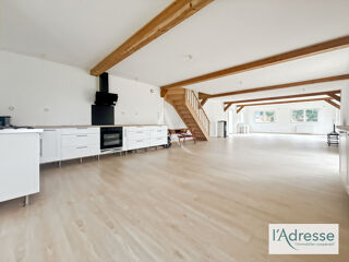  Maison  vendre 7 pices 215 m