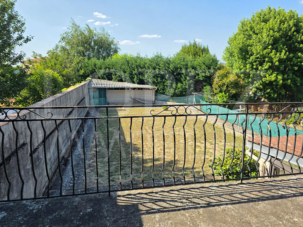 Vente Maison Maison avec garage et jardin Aussillon