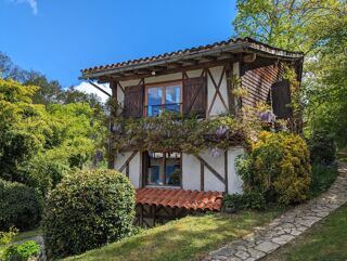  Maison à vendre 15 + pièces 399 m²