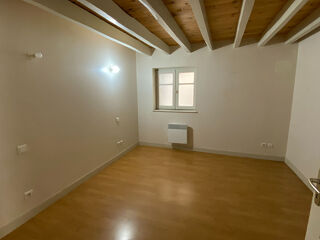  Appartement � louer 3 pi�ces 86 m�