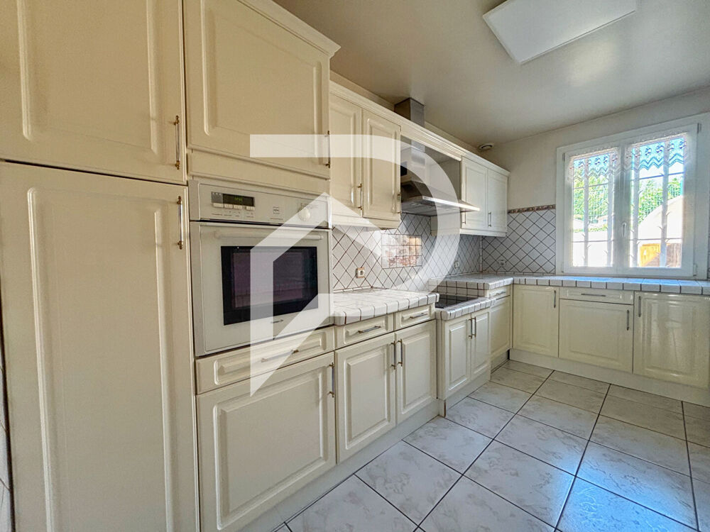 Vente Maison Maison Vitrolles 5 pièce(s) 126 m2 Vitrolles