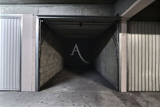  Parking / Garage � louer 