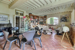  Villa � vendre 7 pi�ces 275 m�