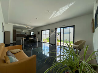  Maison  vendre 6 pices 158 m